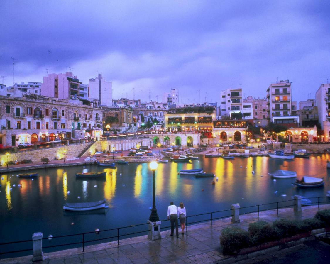 Gorgeous Apartment With Terrace In Fort Cambridge, Pool Sliema Ngoại thất bức ảnh