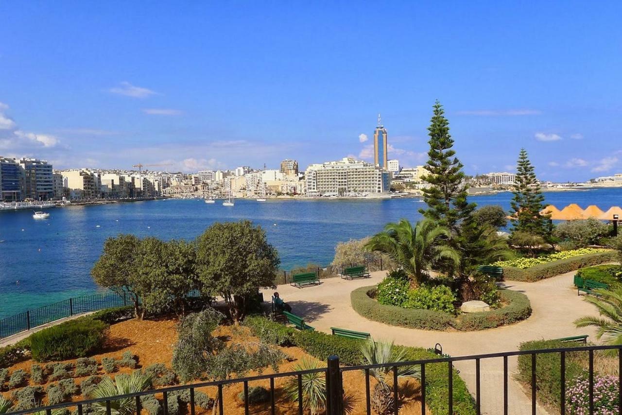 Gorgeous Apartment With Terrace In Fort Cambridge, Pool Sliema Ngoại thất bức ảnh